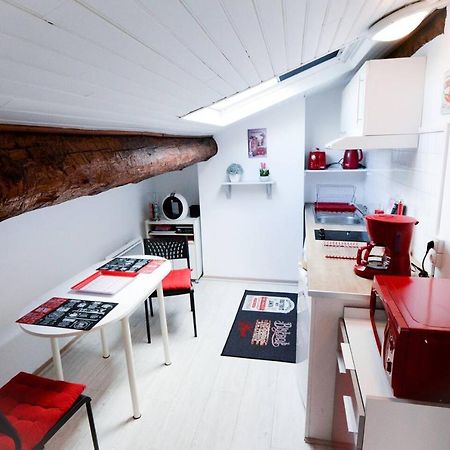 STUDIO 9 Classé 2 Etoiles Carcasona Exterior foto